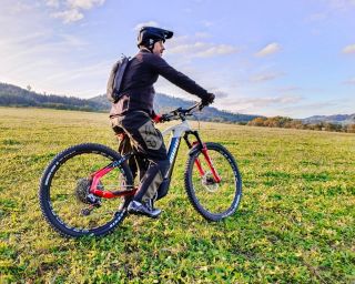 📢 Výprodej po sezóně pokračuje! 🔥 Karbonový Haibike AllMtn CF SE - vel. S, za super cenu! 🔥 Špičkové elektrokolo Haibike...